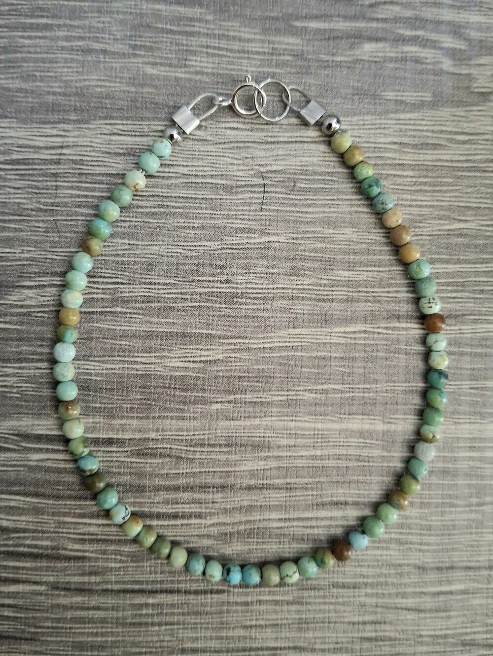 Bracelet Hubei Turquoise 3mm Beaded 7.5